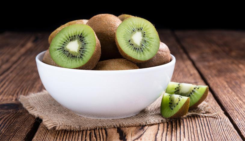 2 Kiwis tienen 5 gramos de fibra. (Foto: Shutterstock)