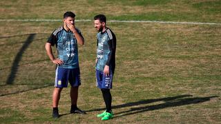 Messi bromeó con Agüero en una transmisión en vivo y le reclamó por escribirle muy temprano vía WhatsApp | VIDEO