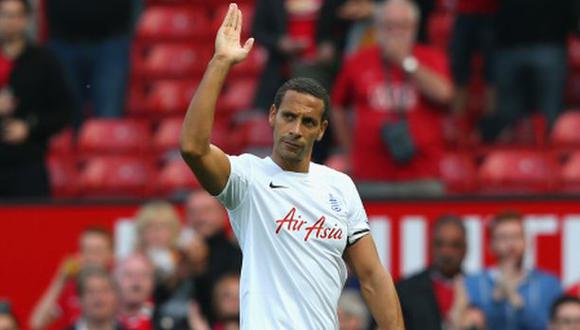 Rio Ferdinand anunció retiro del fútbol al final de temporada