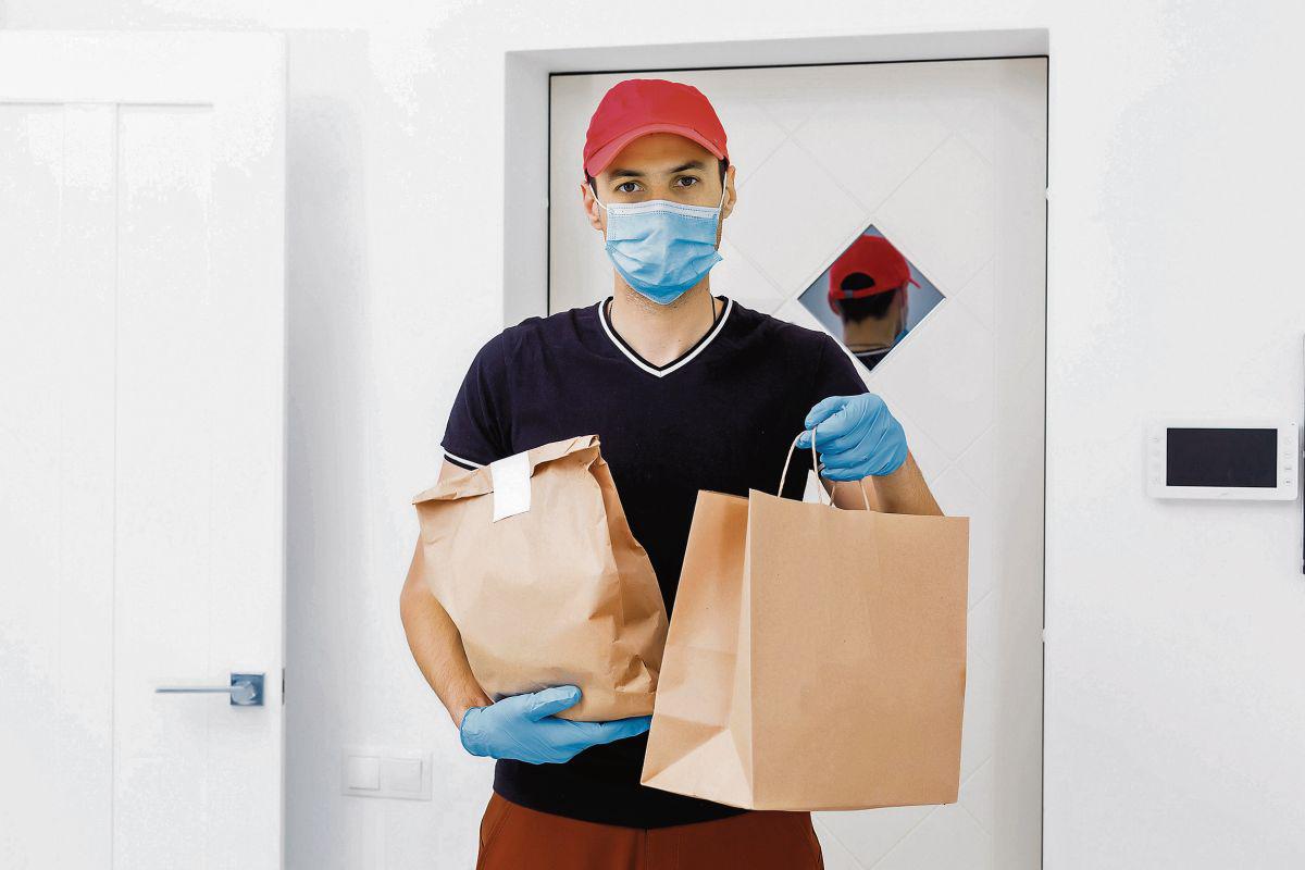 Hace unas semanas, el Gobierno anunció que algunas actividades reanudarían sus operaciones el 4 de mayo. Entre los sectores que volverían a operar se encuentran los restaurantes, bajo la modalidad de recojo en el local o vía delivery. (Foto: iStock)