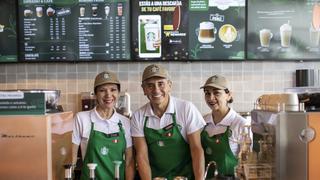 Una entrañable iniciativa en Lima: el staff de adultos mayores que te ofrecen el café de todos los días