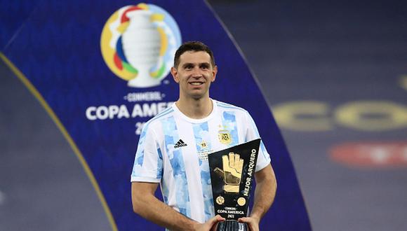 Arquero fue titular con Argentina en la conquista de la Copa América Brasil 2021. (Foto: Getty)