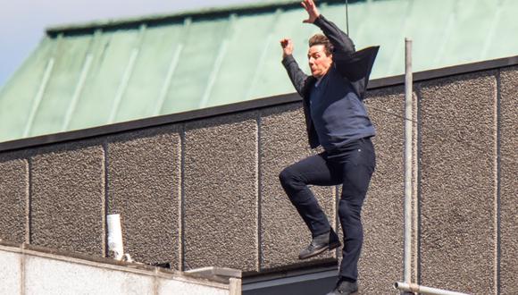 Daily Mail: Tom Cruise se rompió dos huesos y su recuperación atrasaría rodaje de "Mission Impossible 6"