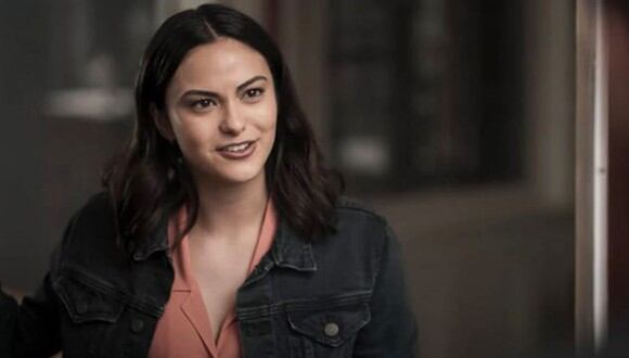 "Mentiras Peligrosas" es protagonizada por Camila Mendes y Jessie T. Usher (Foto: Netflix)