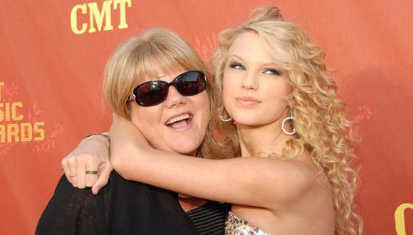 Taylor Swift revela en Tumblr que su madre tiene cáncer