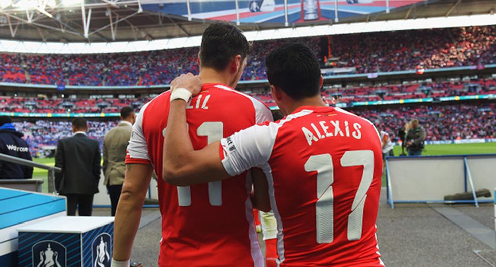 Alexis Sánchez y Mesut Ozil son prioridad en Arsenal para renovarles contrato (Foto: Arsenal.com)