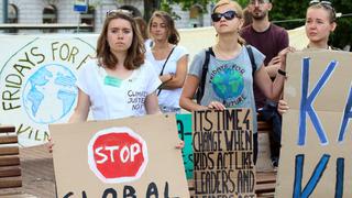 Jóvenes exigen en todo el mundo accionescontra el cambio climático | FOTOS