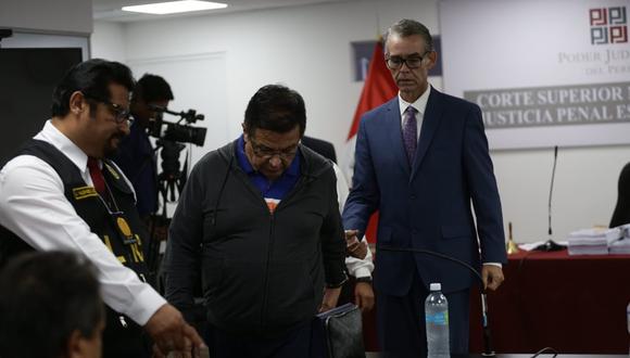 Juan Sotomayor y Víctor Albrecht tras el fallo. (Foto: Fernando Sangama)