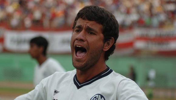 Yaco Eskenazi peleó el ascenso con Deportivo Municipal en el 2004. (Foto: GEC)