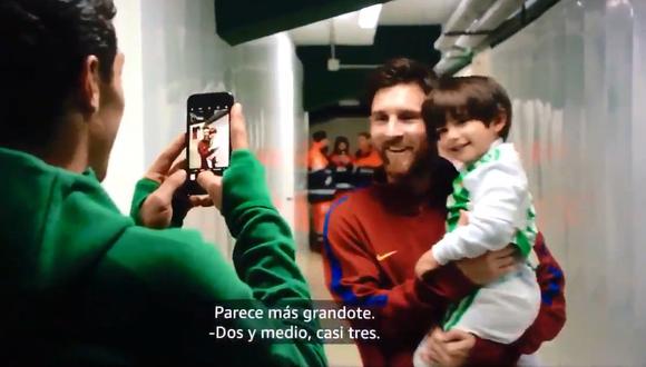 Lionel Messi y el día que le cumplió el sueño al hijo de Andrés Guardado. (Foto: Captura de video)