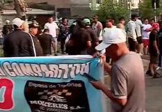 Ate: colectiveros protestan exigiendo la formalización del servicio