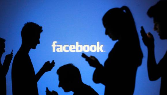 En medio de la polémica por los Facebook Papers, la firma tecnológica ha rebatido las críticas en su contra mencionando sus esfuerzos por erradicar los hábitos de uso nocivos en sus usuarios. (Foto: REUTERS/Dado Ruvic)