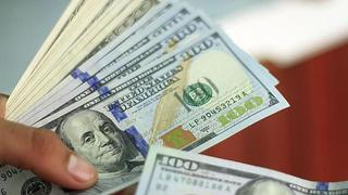 Tipo de cambio: el dólar se fortalece en sesión de flujos mixtos