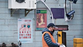 Cámaras, drones y aplicaciones: ¿Cómo es la supervigilancia que controla el coronavirus en China?