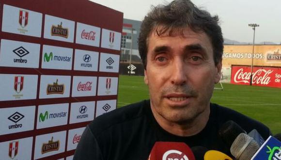 "Farfán no está descartado ante Colombia", dice Néstor Bonillo