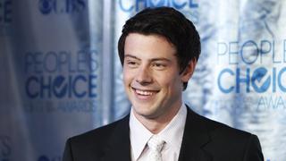 Fans de Cory Monteith le rinden homenaje en hotel donde fue hallado muerto