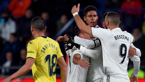 En el duelo entre Real Madrid vs. Villarreal, Raphael Varane marcó el 2-1 a favor de la 'Casa Blanca' tras un soberbio cabezazo. | Foto: AFP