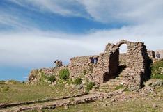 Puno: Pachatata, templo que adorna las faldas del Titicaca