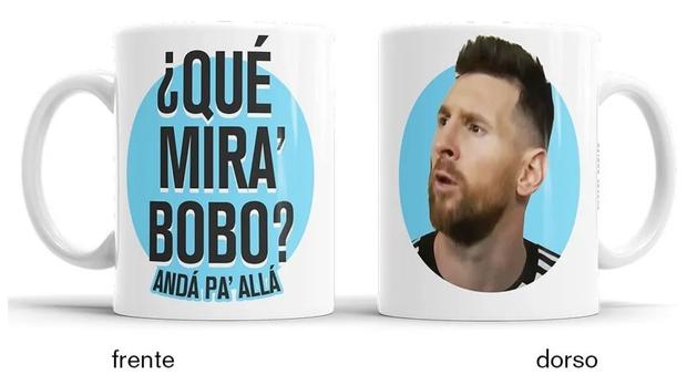 Mugs with the iconic phrase of Lionel Messi.  (Photo: Free Market)