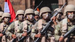 Ejecutivo anuncia que PNP patrullará las calles junto a militares para enfrentar la inseguridad ciudadana