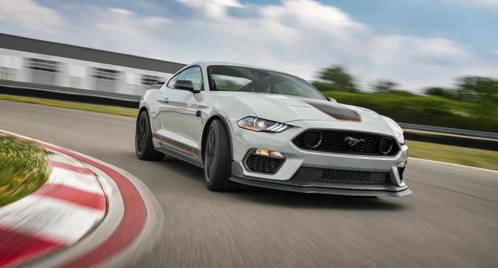 Esta presentación de Ford, emitida por la FanPage de El Comercio, marcó el retorno mundial del Mustang Mach 1, una versión limitada del vehículo favorito de muchos gracias a su estilo moderno, audaz y veloz.