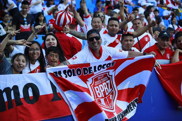 Los peruanos colmaron el RCDE Stadium, como se preveía. FOTO: Daniel Apuy. 