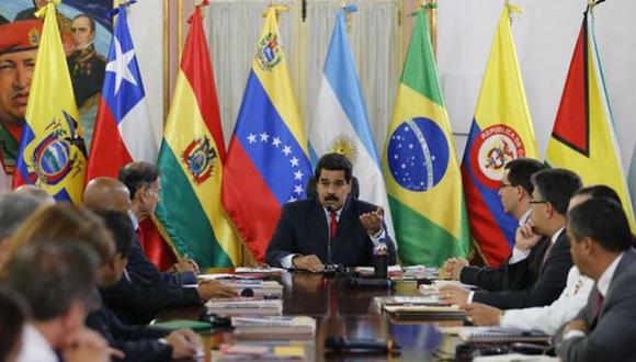 La Unasur propondrá creación de pasaporte sudamericano