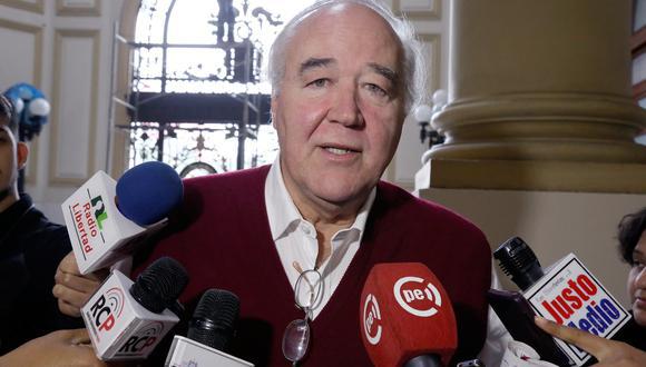 Así lo informó excongresista Víctor Andrés García Belaunde, quien aseguró que su grupo desea que el nuevo gobierno tenga “contrapesos”. (Foto: Congreso)