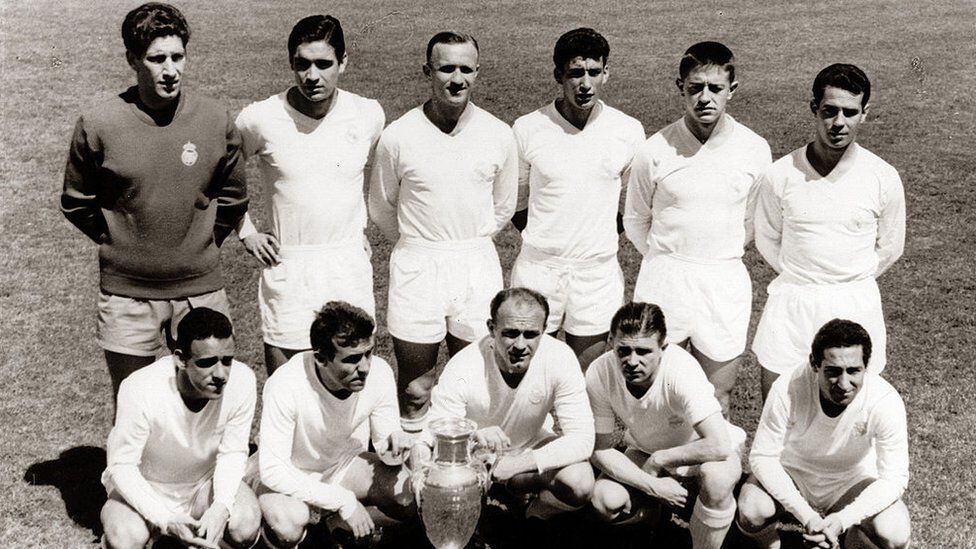 In the European Cup final against Eintracht, Puskás scored 4 goals for Real Madrid.