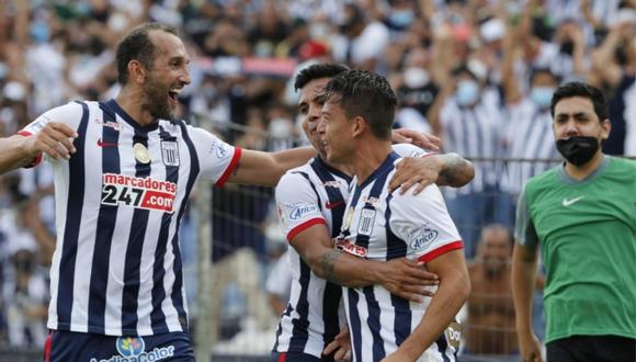 Alianza Lima logró su primera victoria en la Liga 1 con goles de Barcos, Míguez y Benavente. (Foto: GEC)