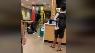 Cliente golpeó a trabajador de cadena de comida rápida que le pidió ponerse la mascarilla 