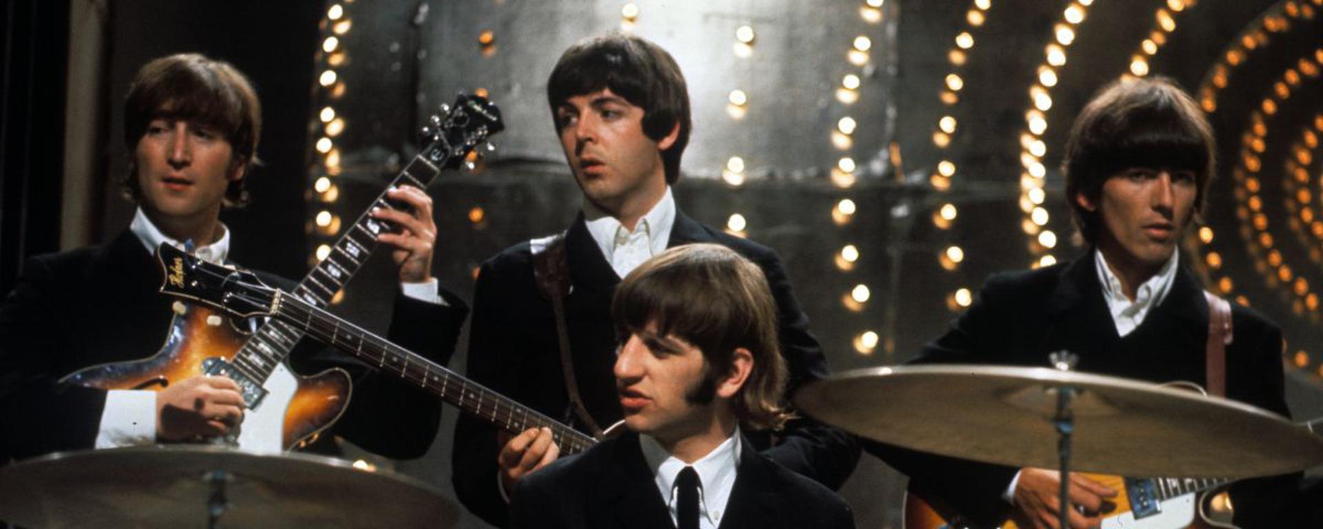 Los Beatles lanzan su canción final gracias a la inteligencia artificial: la letra expresa melancolía por la ausencia