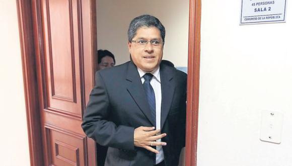 Fiscalía pide al CNM destitución de magistrado Dante Farro