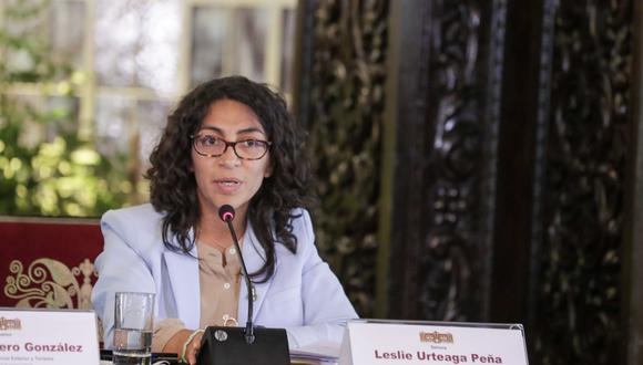 Ministra de Cultura, Leslie Urteaga, se pronunció sobre el proyecto que plantea incremento de cuotas de contenido a la radio y televisión. (Foto: Agencia Andina)
