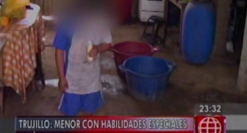 Trujillo: hallan a menor viviendo encerrado con chanchos (Foto: América TV)