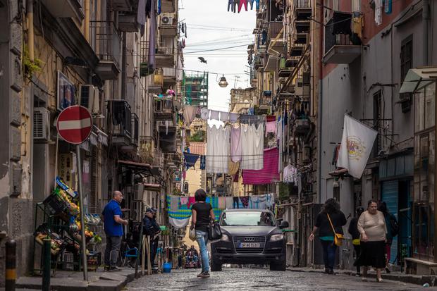 Italia | En las calles de Nápoles seguirá habiendo ropa tendida, un  patrimonio de la ciudad | MUNDO | EL COMERCIO PERÚ
