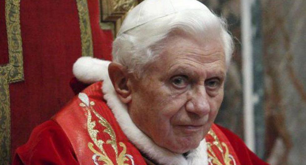 Benedicto XVI hizo efectiva hoy su renuncia al papado.