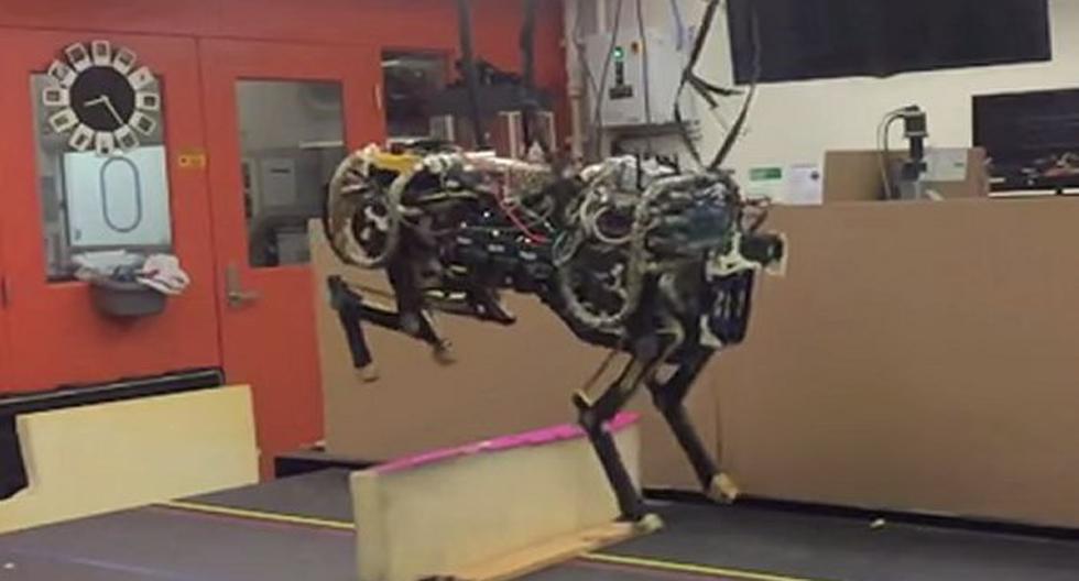 Este robot es capaz de superar obstáculos. (Foto: Captura)
