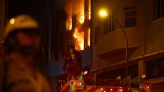 Cercado de Lima: incendio afectó edificio en Jr. Caylloma y dejó varios damnificados [FOTOS]