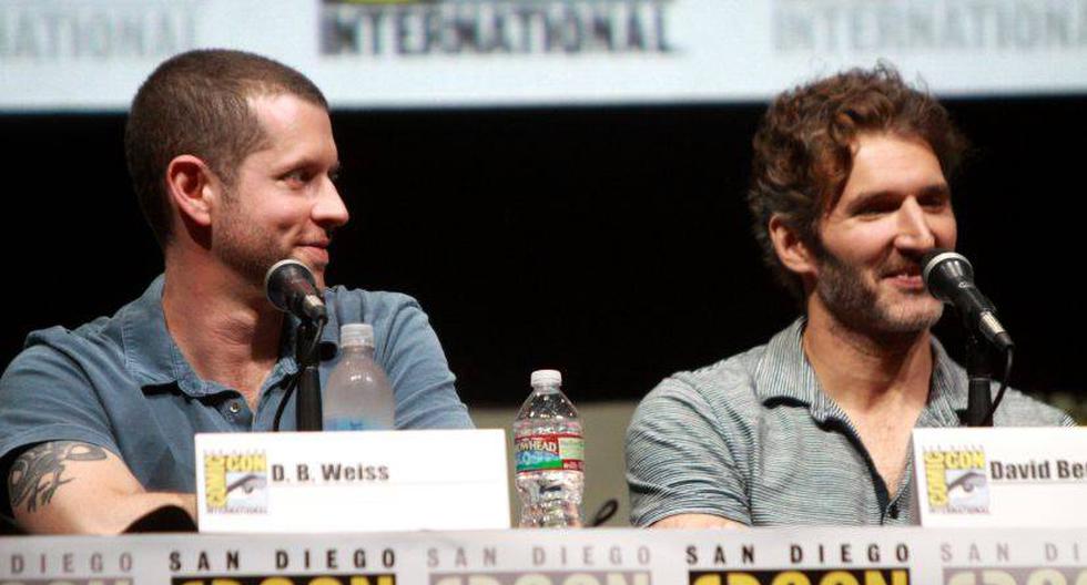 Dan Weiss (izquierda) y David Benioff seguirán a la cabeza de 'Game of Thrones' por al menos dos temporadas.(Foto:Gage Skidmore)