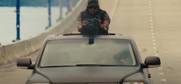   Chase scene in "Fast and Furious 5".  Dante (Jason Momoa) 