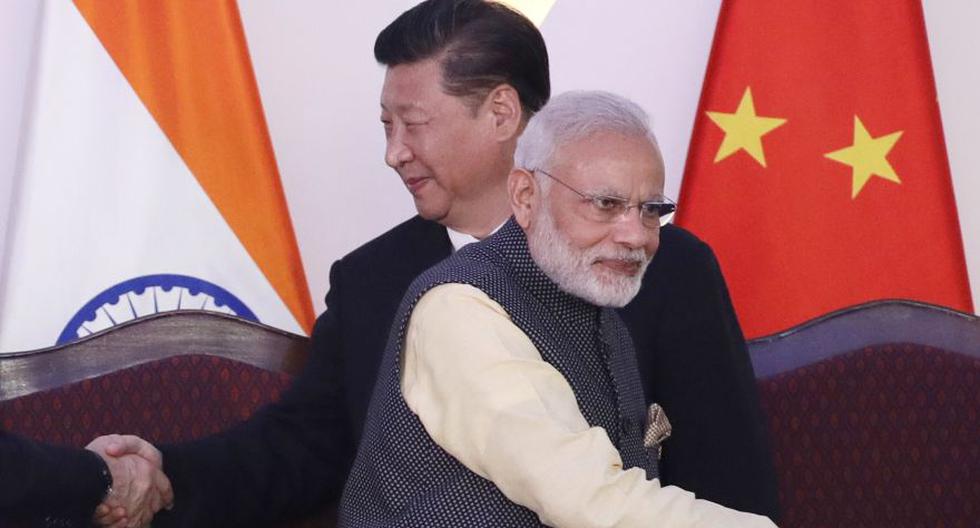 El primer ministro de la India, Narendra Modi (adelante) y el presidente de China, Xi Jinping, durante una cumbre en el 2016. (Foto: AP / Manish Swarup)