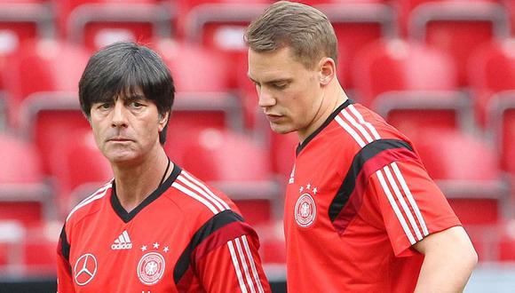 El director técnico de Alemania apostaría por Manuel Neuer para que cuide el arco durante Rusia 2018. Lo curioso es que el '1' teutón no ha jugado en toda la temporada por una seria lesión en el pie. (Foto: AFP)