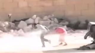 Siria: ¿Por qué este niño se convirtió en un héroe? [VIDEO]