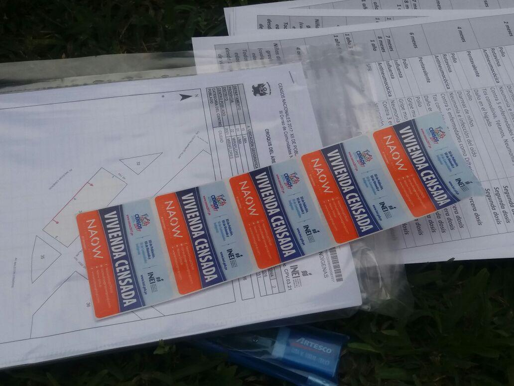 Censo 2017: polémica por publicidad privada en stickers