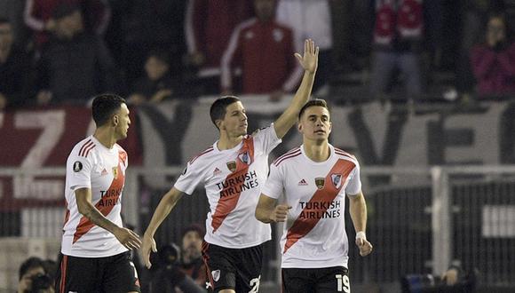 'Nacho' Fernández marcó el primer gol del partido en el River vs. Cerro, tras una jugada revisada en el VAR. (Foto: AFP)