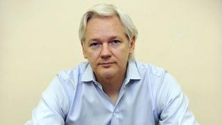 Julian Assange: los Gobiernos quieren ser "como Dios"