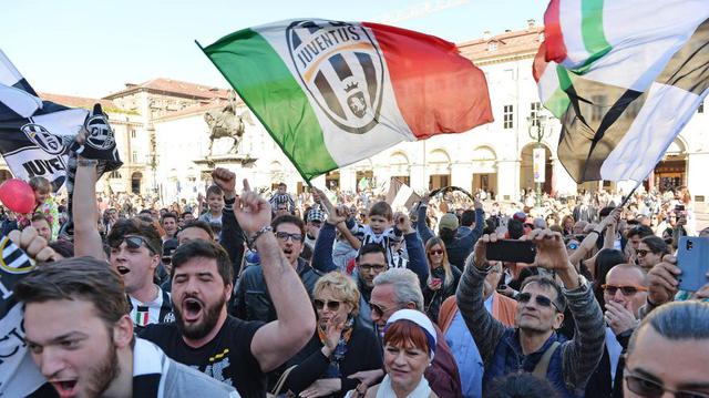 Juventus: locura en Turín por el pentacampeonato [FOTOS] - 11