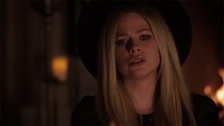 Avril Lavigne regresa con video de "Give You What You Like"