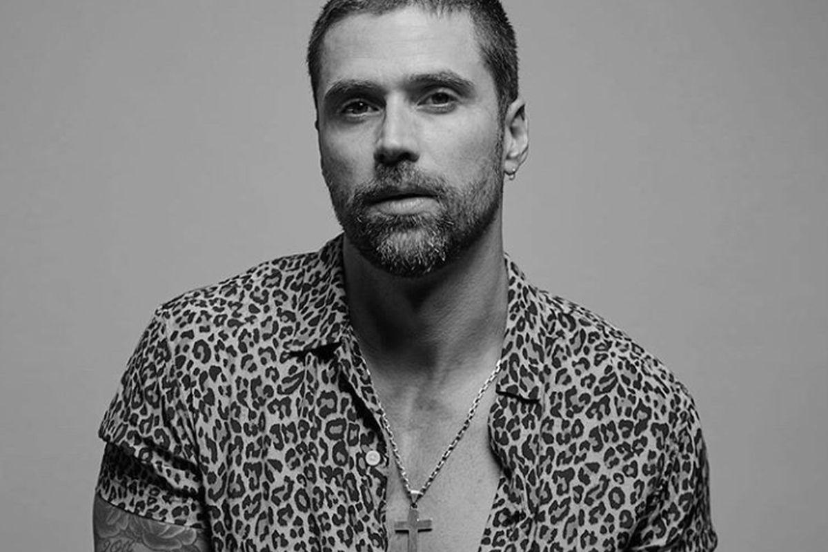 Estudió actuación en la escuela Cefac de TV Azteca. Recibió la invitación por parte de Telemundo para las series "Enemigo íntimo" y "El señor de los cielos 6". (Foto: Instagram Matías Novoa)